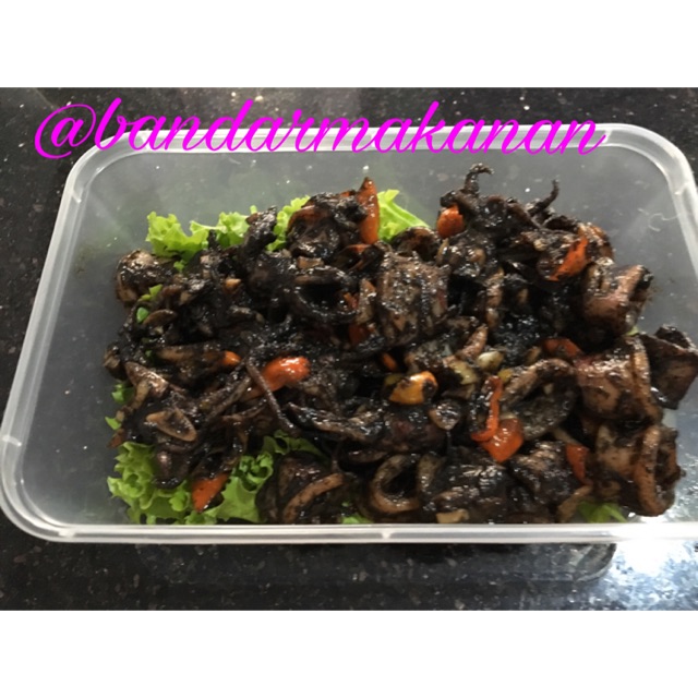 

Cumi negro (cumi masak hitam)