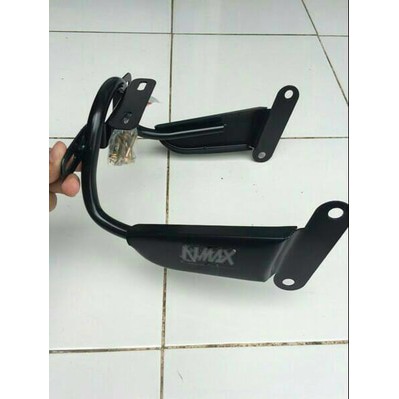 Breaket Plat Nomor Motor Yamaha N-MAX Besi Tebal Warna Hitam Murah..