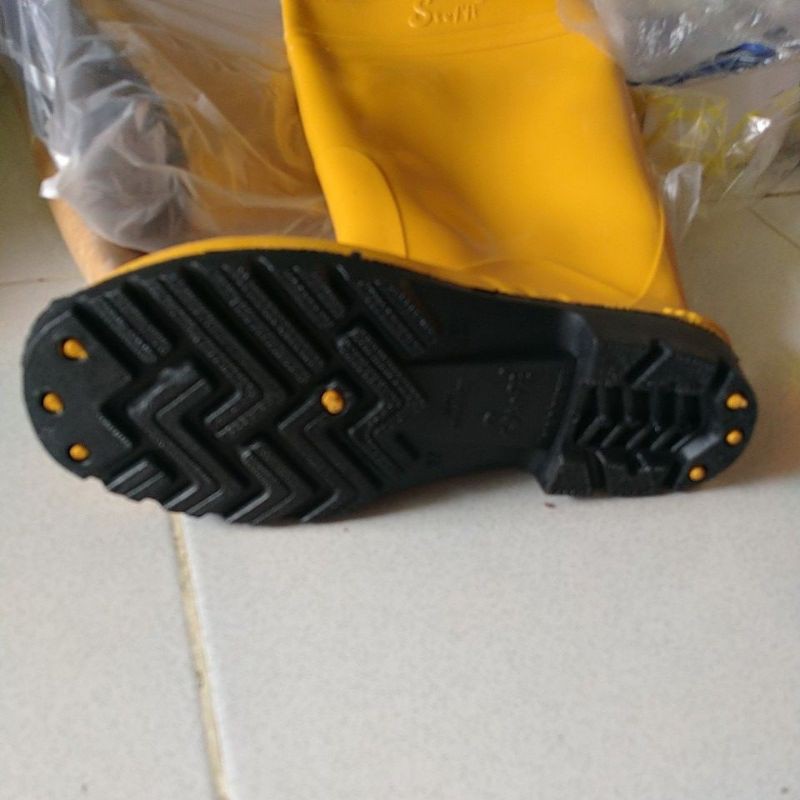 Sepatu boots karet apd boot steffi kuning panjang