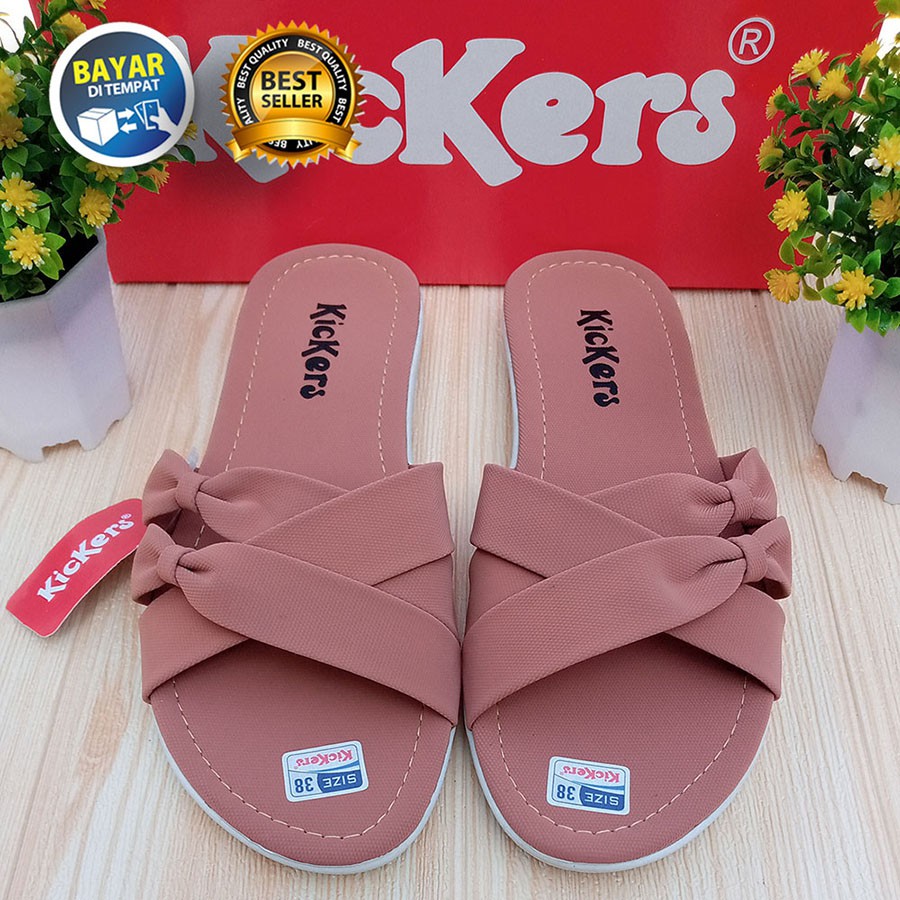 PROMO 4.4 MEGA SALE !! SANDAL WANITA DEWASA SLOP KICKERS SALEM EMPUK NYAMAN DIPAKAI / SANDAL REMAJA SLOP PITA  KICKERS / SAKIPO