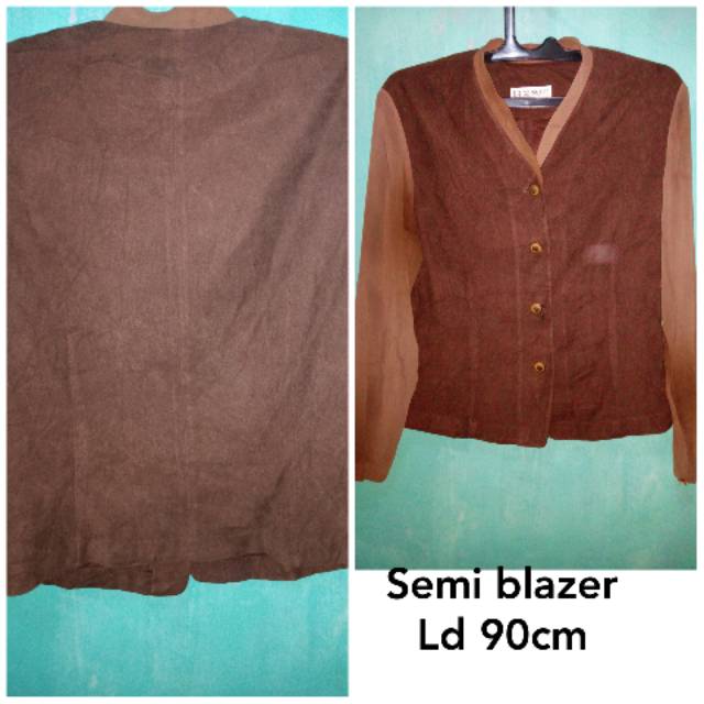 Semi blazer size L preloved