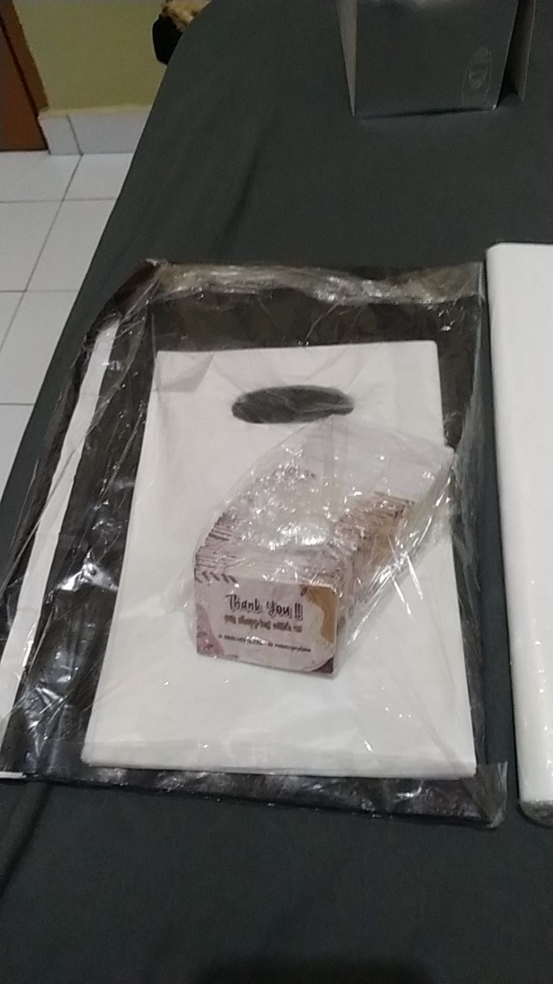 <ecer> Plastik Polymailer Uk 30x32+3 Tebal 0,4 | Plastik Packing Olshop | Plastik Perekat Promo