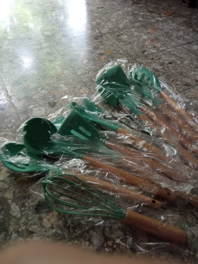 Hih Set 13 In 1 Silicone Utensil Peralatan Spatula Silikon Sutil Kitchen Set + 1 Wadah