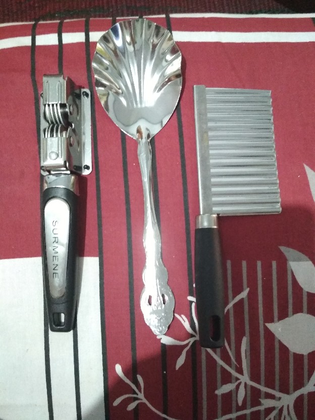 Pisau Gelombang Pengiris Kentang & Acar