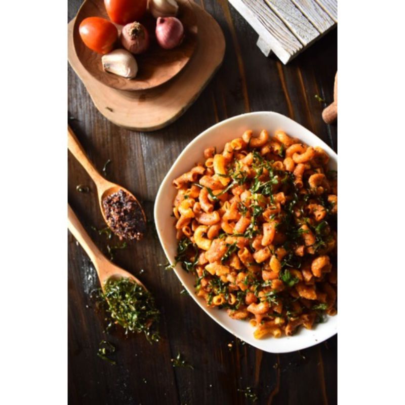 

MAKARONI EXTRA PEDAS DAUN JERUK 100gr