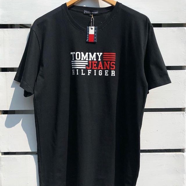 tommy jeans script logo t shirt