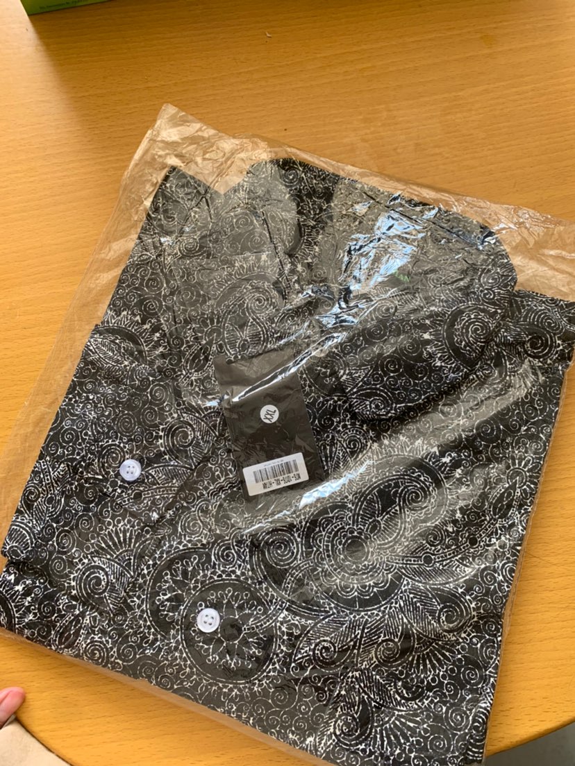 Medellin Kemeja Batik Pria Lengan Panjang Premium 10176 Hitam