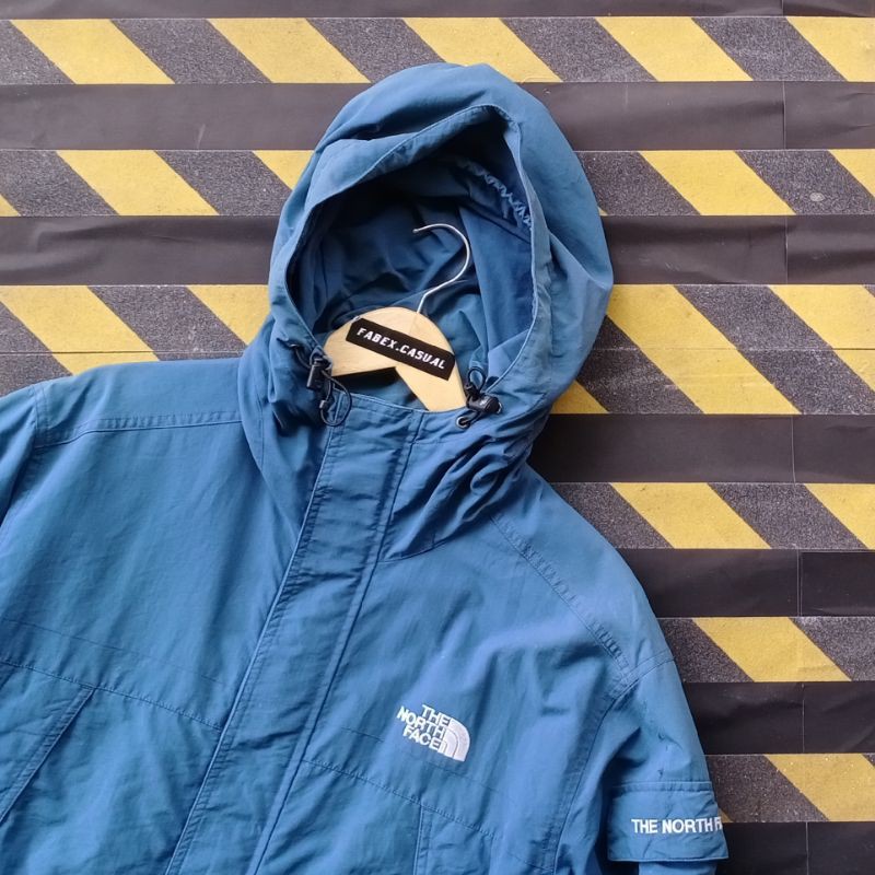 THE NORTH FACE Saku Samping