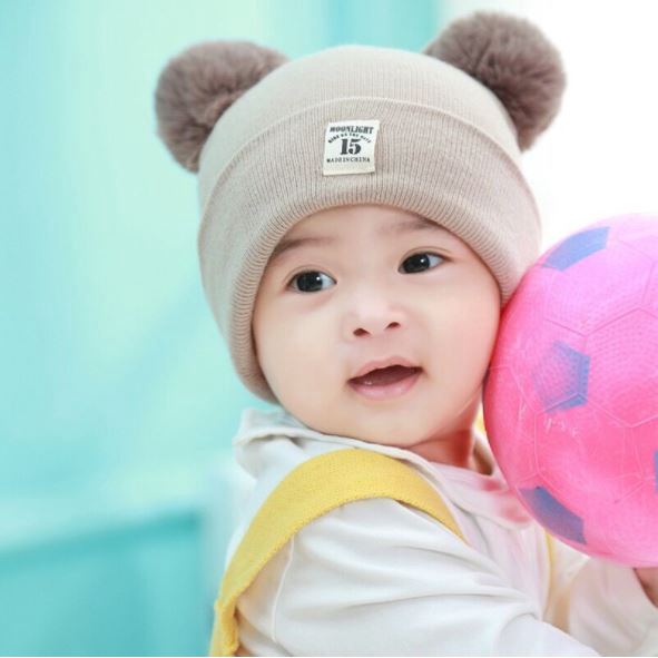 Topi Kupluk dan Rajut Bayi Anak Laki-laki Perempuan Wol Hangat Lembut dengan Hiasan Bola Pom-pom