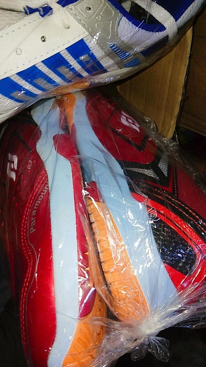 Sepatu Paramoondd / Sepatu Badminton / Sepatu Running / Sepatu Olahraga / Sepatu Pria / Sepatu Lari / Sepatu Sneakers / Sepatu Sport