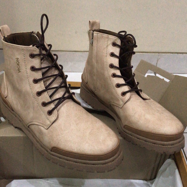 Preloved boots nokha no 40 xander beige