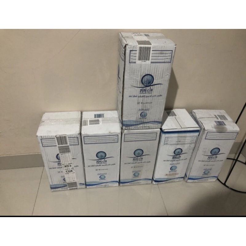 

Air Zamzam Original dari Saudi