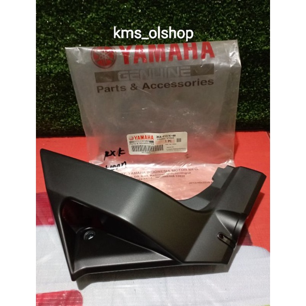 Mata Kucing Yamaha Rx King / Air Scoop Yamaha Rx King Asli Sebelah Kanan ( 3KA-F137X-00 ), Sebelah Kiri ( 3KA-F137W-00 )