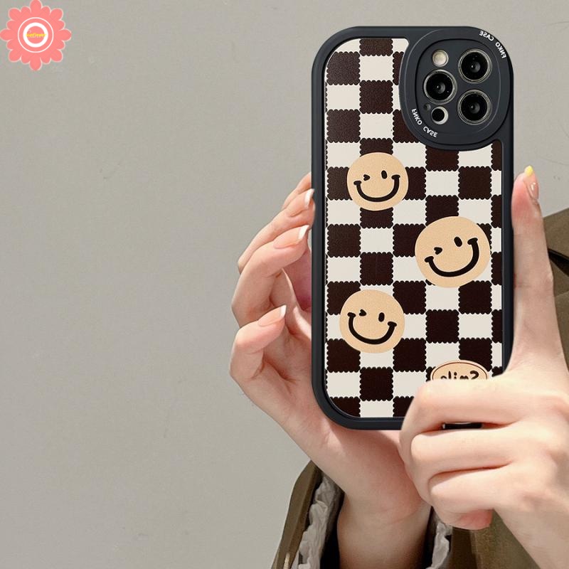Soft Case TPU Motif Kartun Beruang Kotak-Kotak Untuk iPhone 11 6 6s 7 8 Plus XR X XS Max 13 12 Pro Max SE 2020