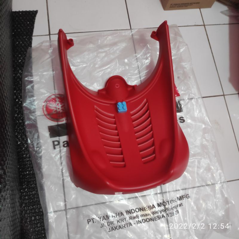 DEK PARUH SIRIP HIU MIO SPORTY MERAH ORIGINAL ORI YAMAHA