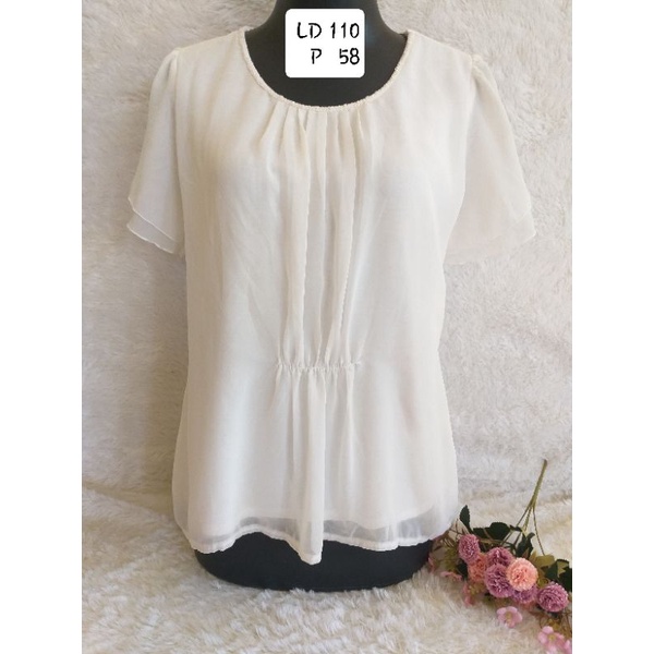 B40 BLOUSE SIFON//BAGIAN BELAKANG KAOS