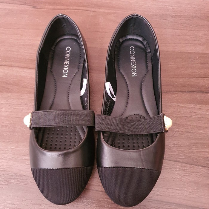 Connexion Flat Shoes / Sepatu Cewek / Wanita
