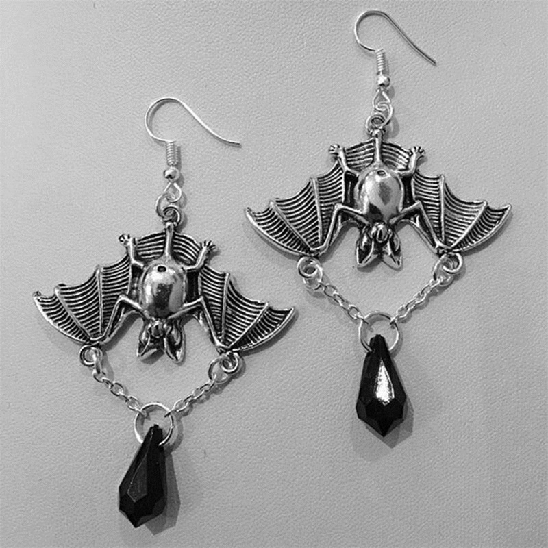 Devil Delicate Black Gem Bat Pendant Lady Inverted Bat Black Crystal Pendant Halloween Party Jewelry