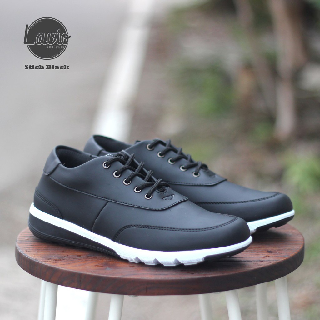 SEPATU SNEAKERS PRIA KEREN. SEPATU LAVIO STICH ORIGINAL