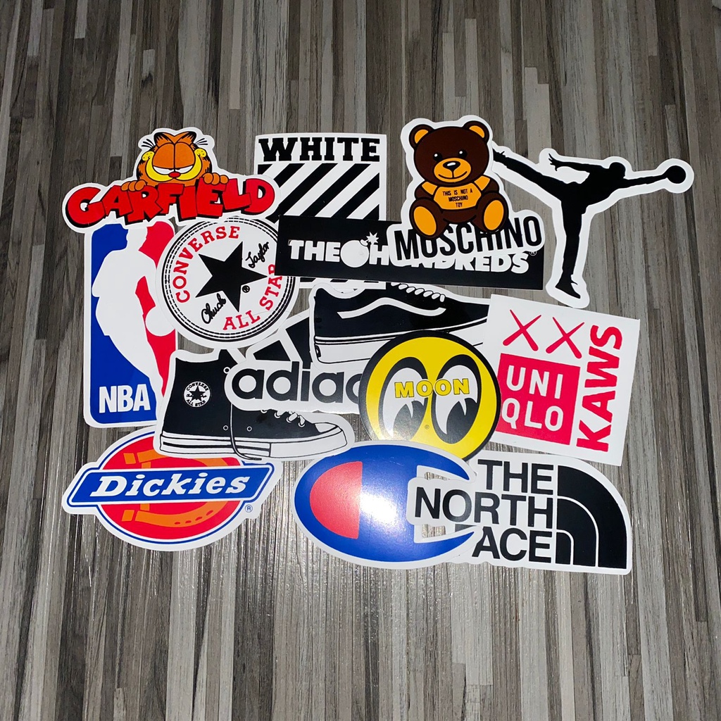 

Stiker brand varian motif dan warna