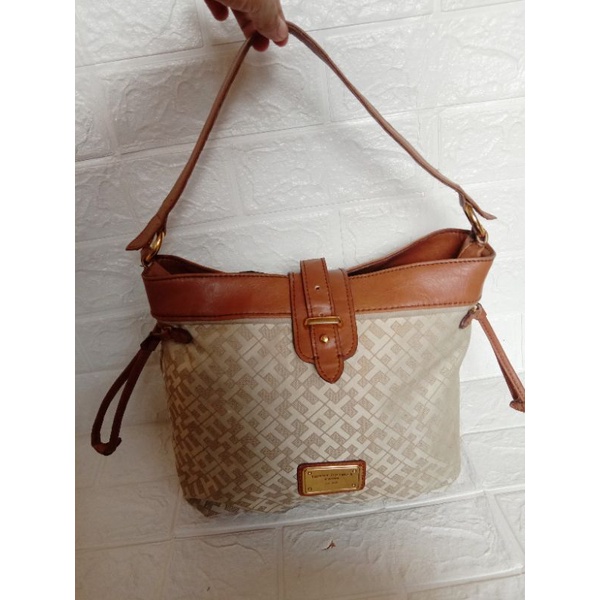 PreLoved || Tas Wanita Tommy HiLFiger Original