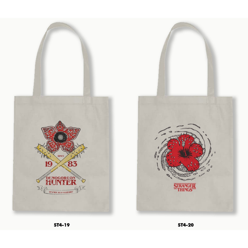 Tas Tote Bag Resleting Kanvas/Blacu  - Stranger Things 4 - 01