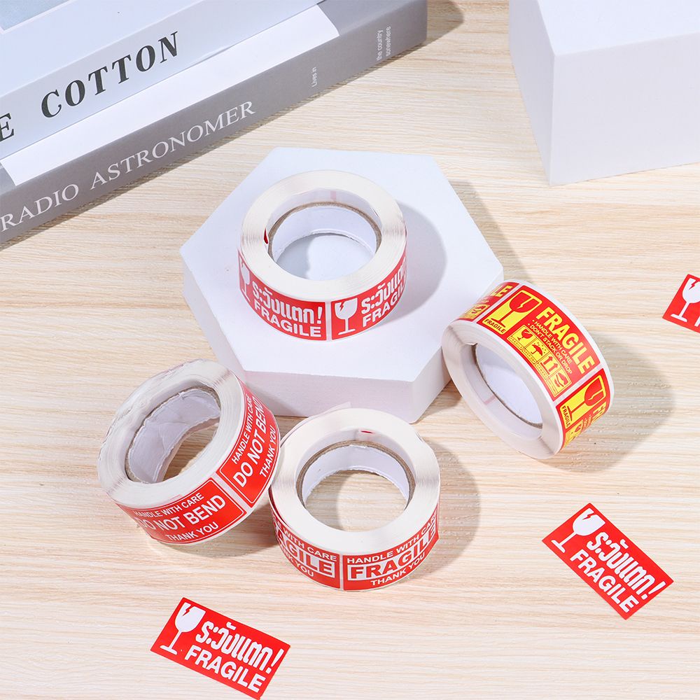 250pcs / Roll Stiker Label Peringatan Fragile Tahan Lama Dengan Perekat Untuk Pengemasan Kantor