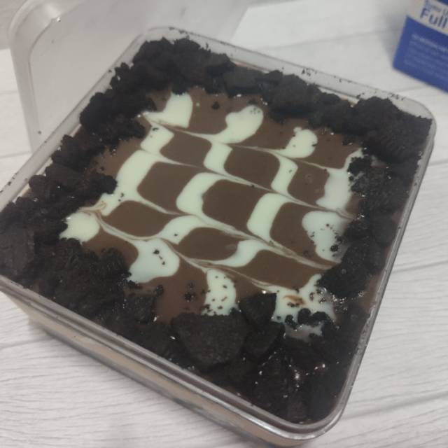 

Dessert Box Murah Kekinian Fresh