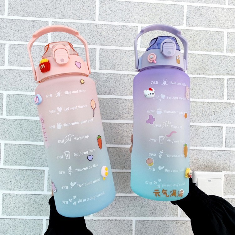 Botol minuman viral 2liter model korea plus stiker dan karakter 3d