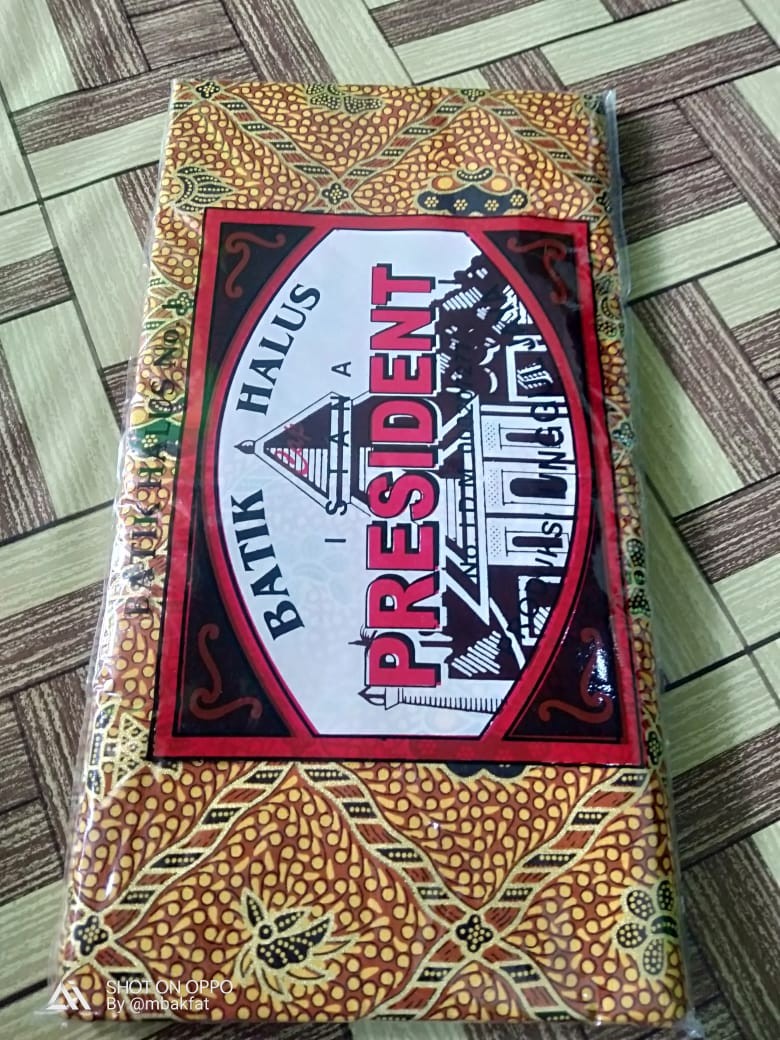 Kain Batik Premium Jarik Halus Solo