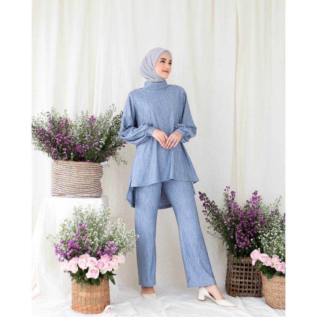 

One Set Premium Morning Blue