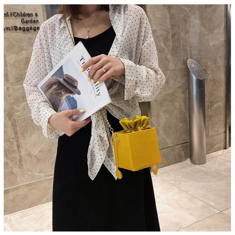 BJ71039 - BLACK/KHAKI/PINK/YELLOW TAS SERUT KUBUS BOX PESTA CLUTCH IMPORT TALI RANTAI BESI KOTAK TERMURAH TERLARIS BAGSTORE JAKARTA BQ3161 GT1604 JT778 LT1117 ELJ5094 CR7159