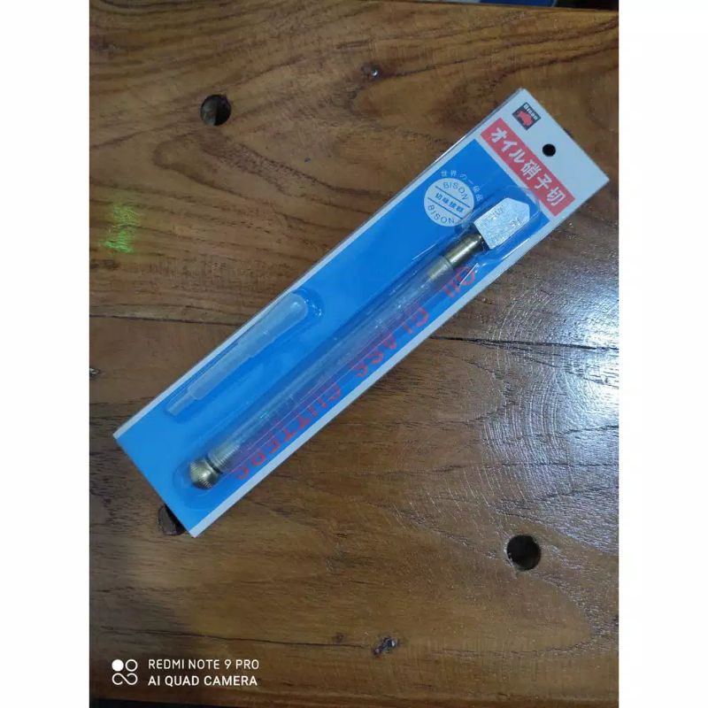

BISON TC-30 Cutter / TC-30 Pisau Potong Kaca model TOYO Terlaris