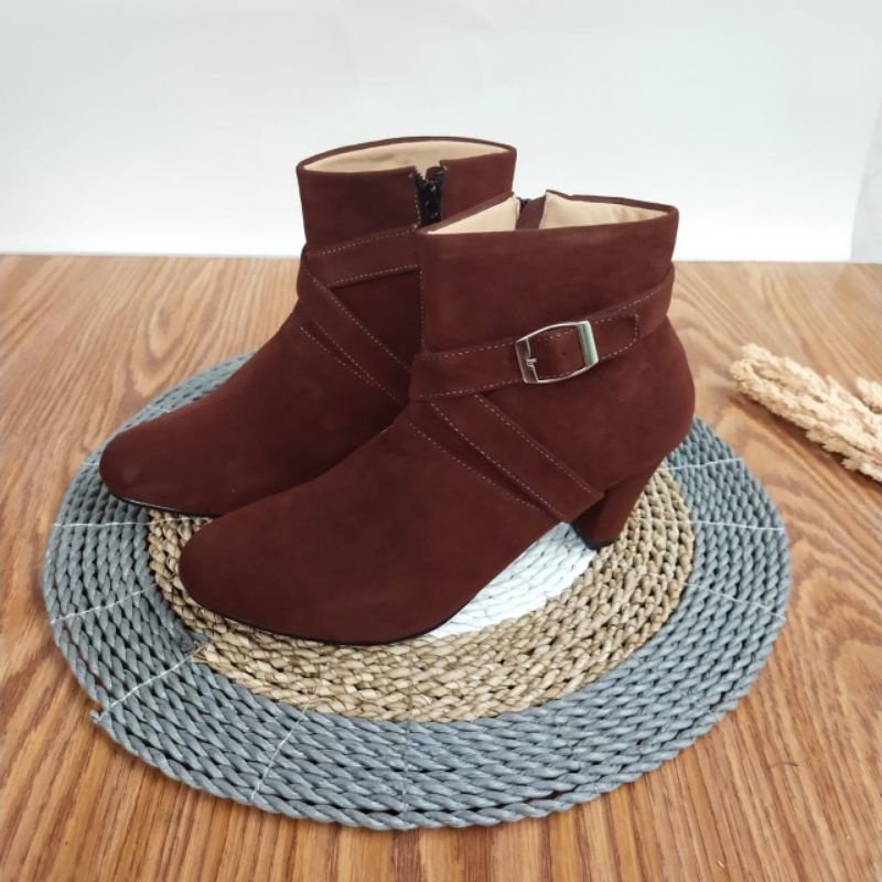 sepatu boots heel wanita / sepatu boots perempuan /sepatu ankle boots /sepatu heels boot murah