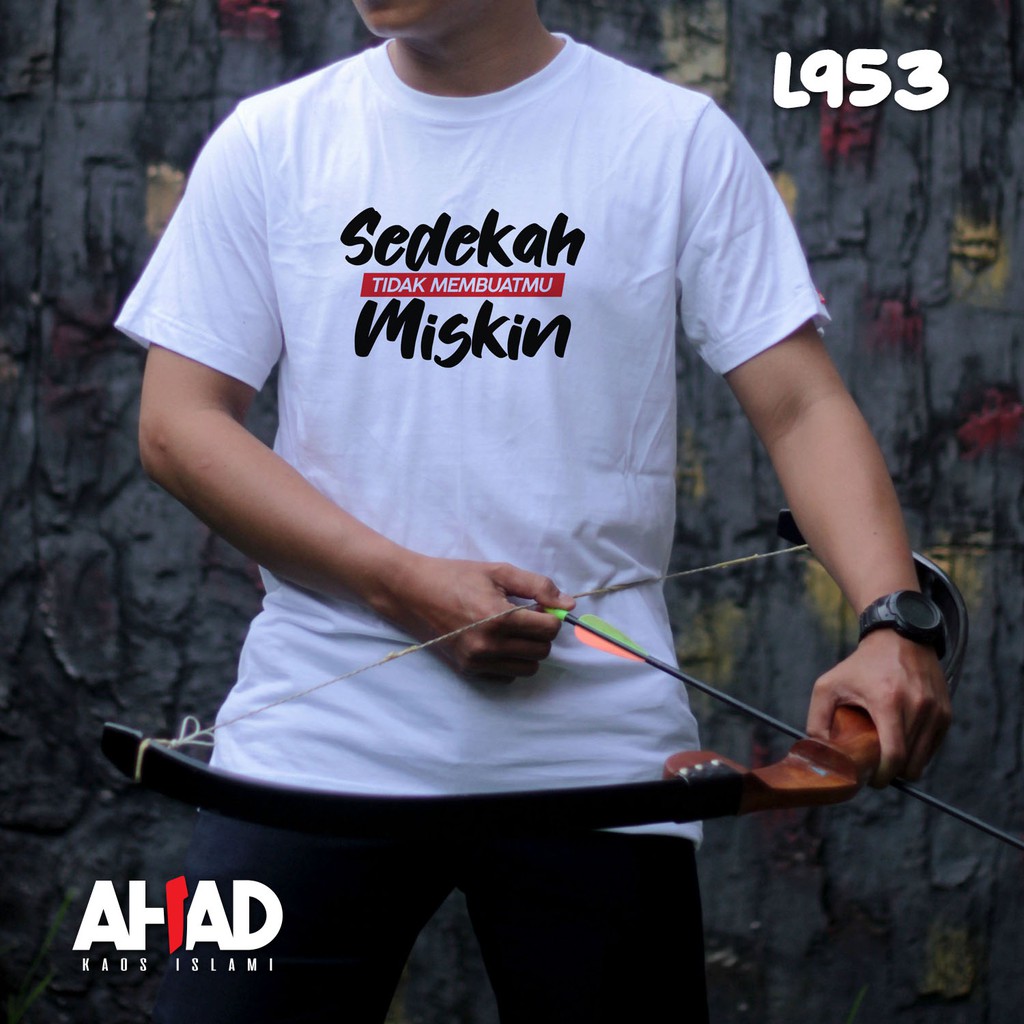 Kaos Islami Ahad - Sedekah Tidak Membuatmu Miskin - L949