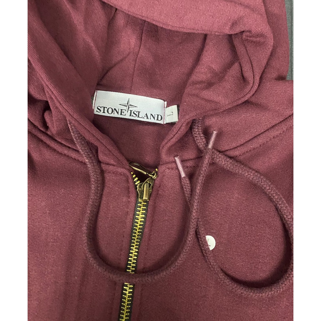 hodie stonee islandd full tag