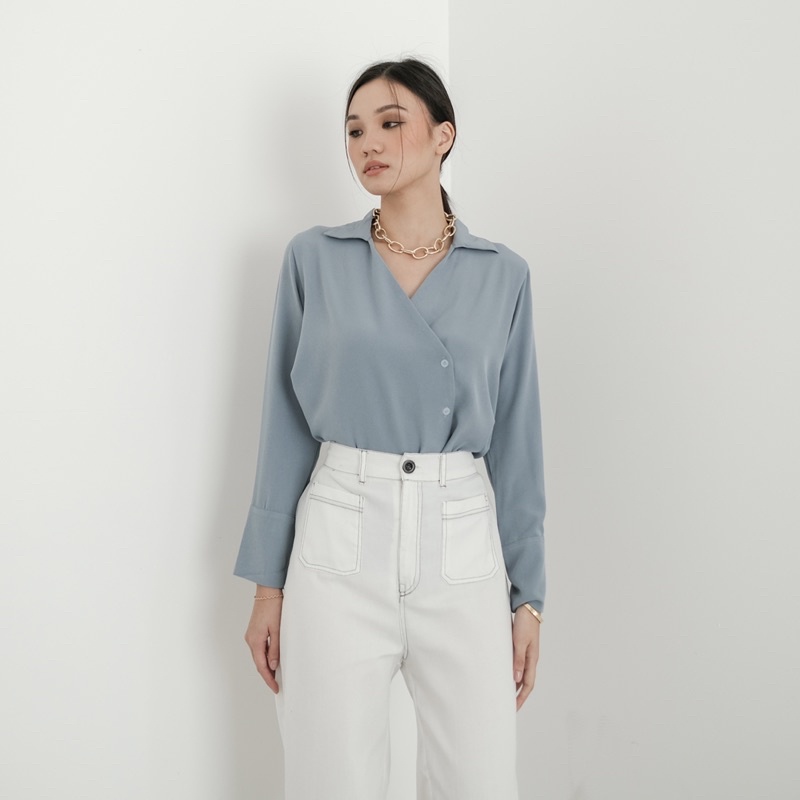 Beige Studio - Victoria Top / Kemeja Lengan Panjang Wanita