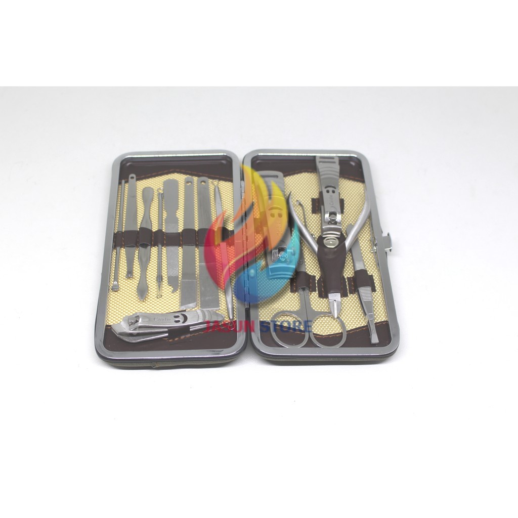 GUNTING KUKU SET 14 in 1 514N MENICURE PEDICURE SET