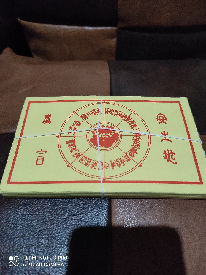 Kertas Untuk Kikis Karma Buruk