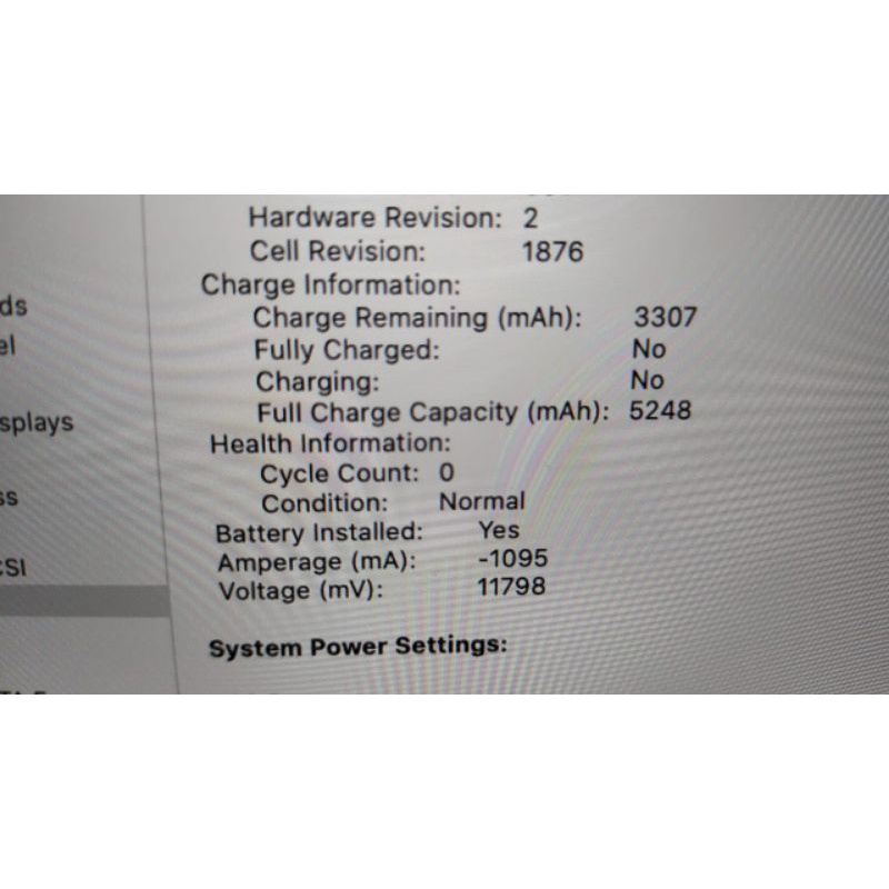 OBRAL ..MBP RETINA 13 IN 2018 TOUCHBAR OS CATALINA SSD256 RAM 8 CORE i5 minus layar ada ws.