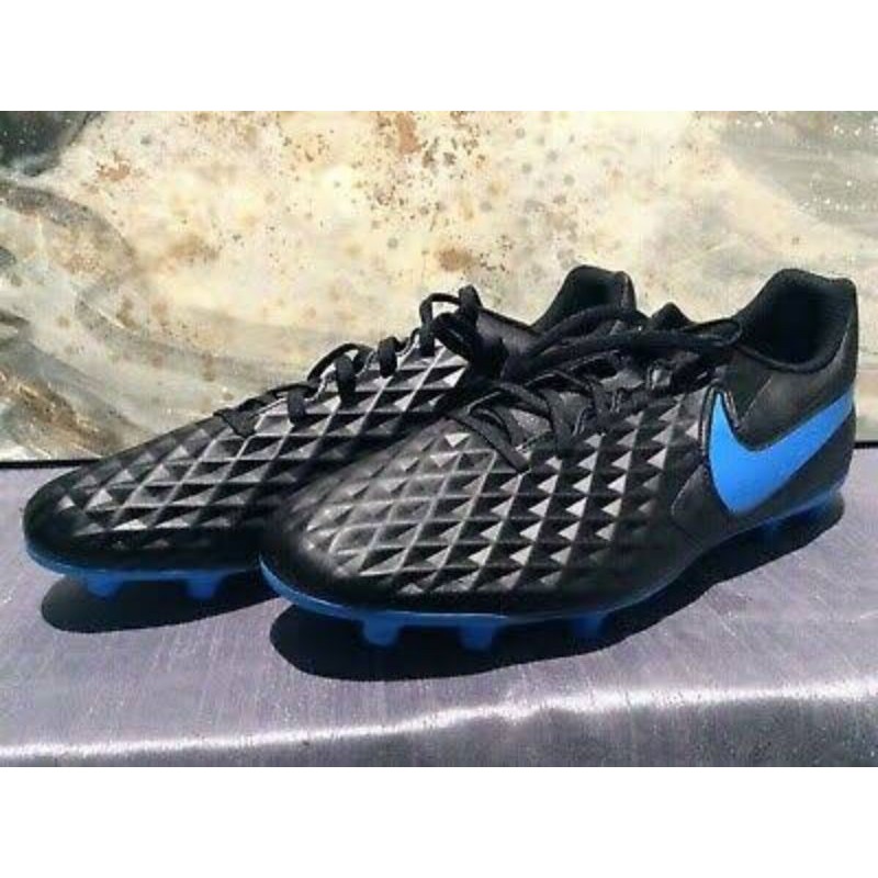 Sepatu Bola Nike Tiempo Legend 8 Academy FG AT5292 004