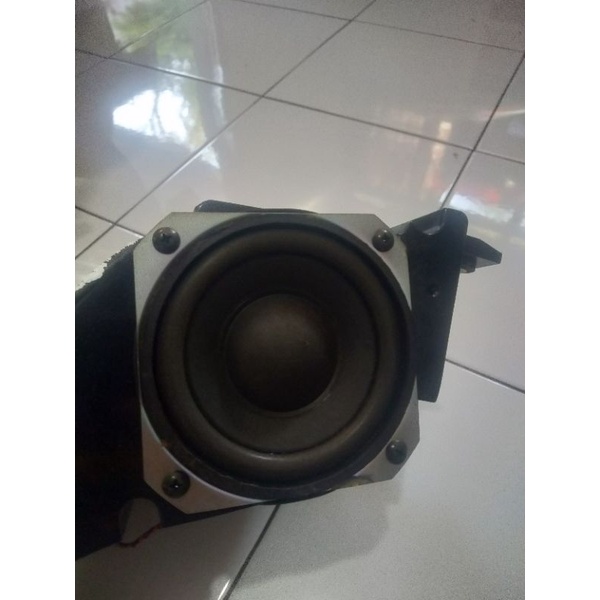 speaker subwoofer bekas