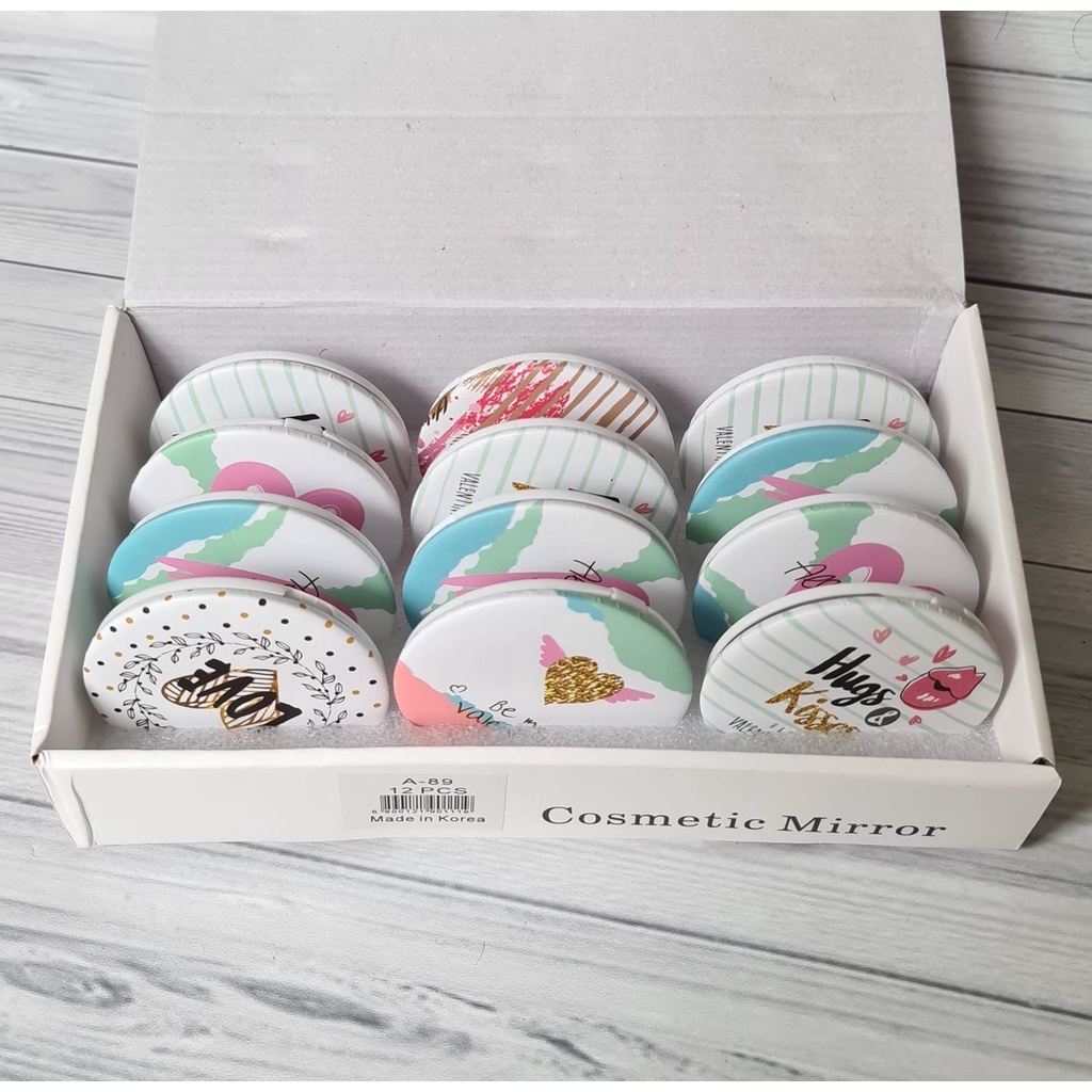 Cermin Rias Lipat Dua Sisi Diameter 7.5cm Kaca Makeup Bulat Portable Double Sided Compact Mirror-3