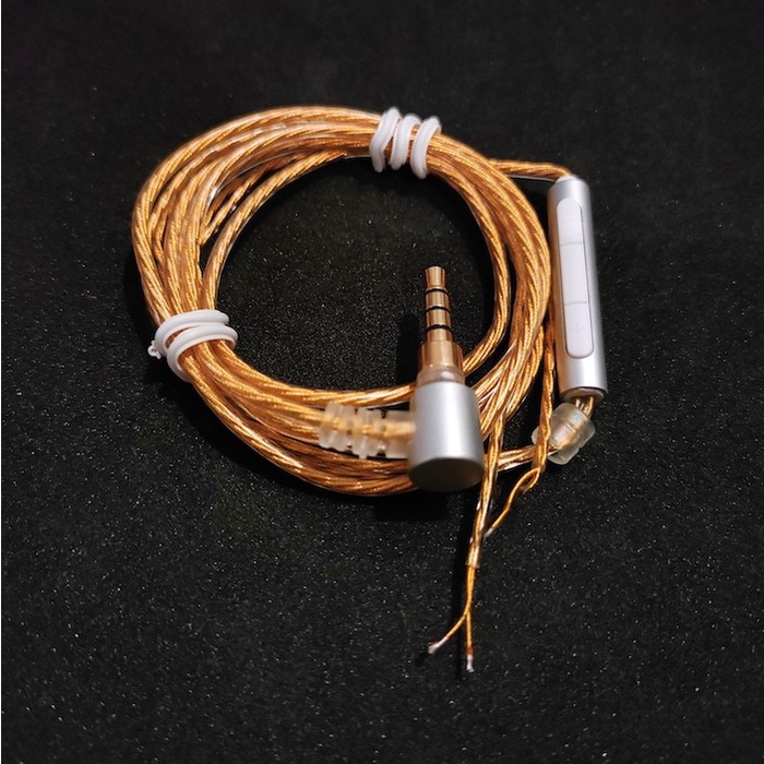 High Purity Silver Plated Golden Earphone Cable Replacement With Mic