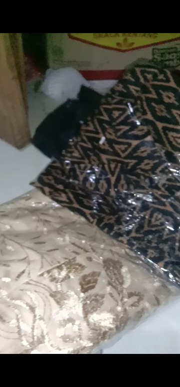 Maura Couple - Sania Ruffle Batik Couple Ori Ndoro Jowi Garansi Termurah Shopee - Couple Aura Gown