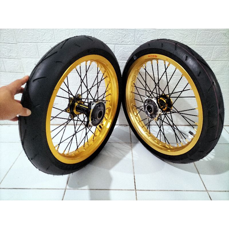 Sepaket velg CRF 150 Semi cacing bukan supermoto.crf 150L