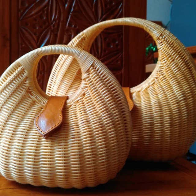 Tas Wanita Rotan telor cantik