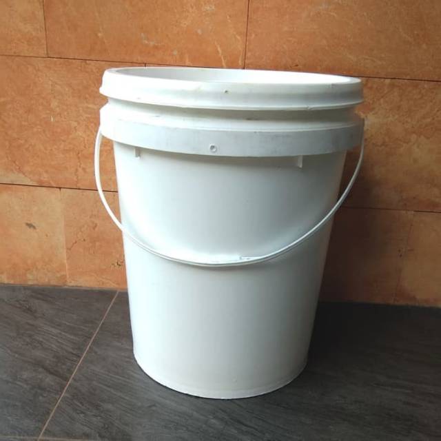 EMBER PLASTIK 20 LITER