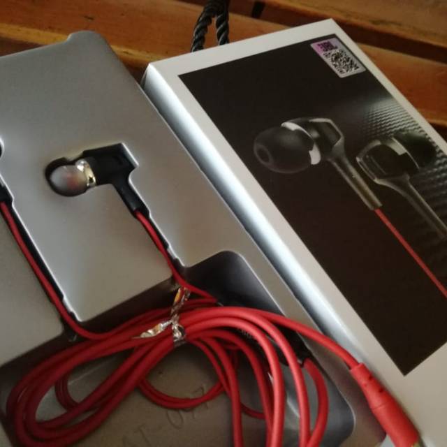 Earphone headset Bass JBL