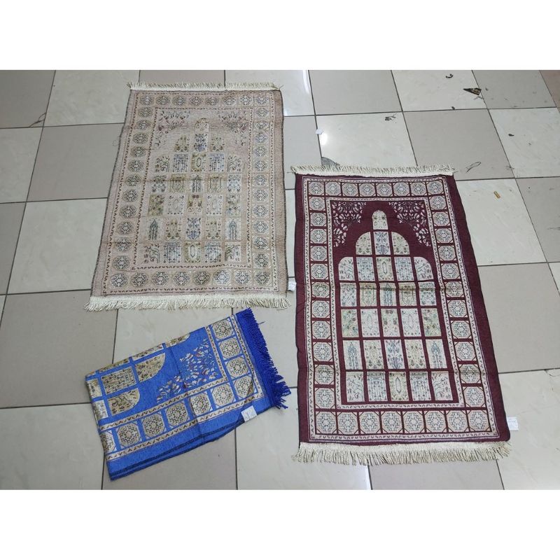 sajadah saboln chenile rumbai tambang turkey motif kotak /sajadah souvenir